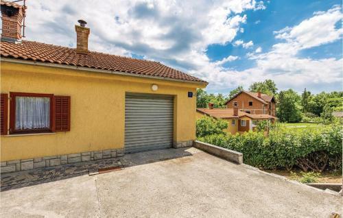 Two-bedroom Apartment In Bresca