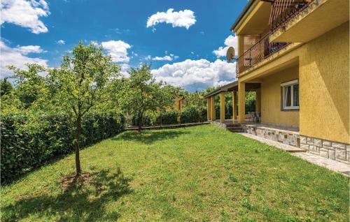 Two-bedroom Apartment In Bresca