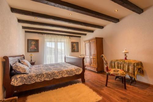 Villa Luxury Stone