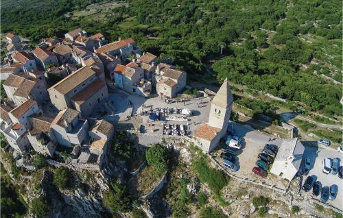 One-bedroom Apartment In Cres