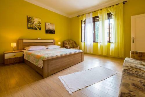 Apartamentos Mare 1