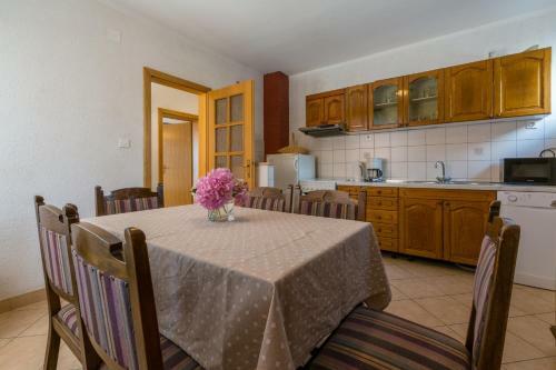 Apartamentos Amila
