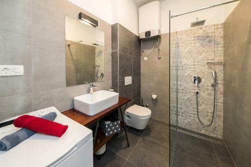 Luxury Sea View Apartments