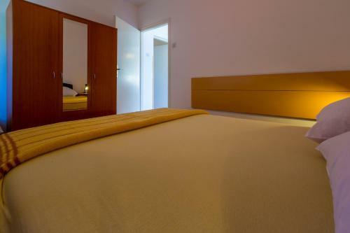 Anena Apartment