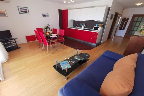 Apartment 2 Biba 41