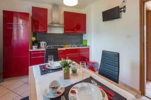 Andrea Apartments