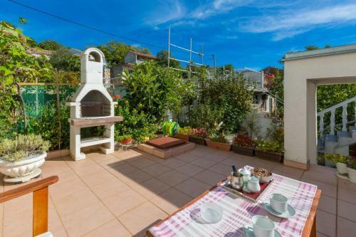 Apartamentos Pcelica Maja