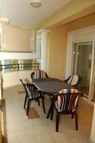 Apartamento Holiday Home 193530