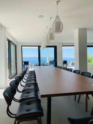 Villa Bacana A Luxury Villa In Brela, Seafront