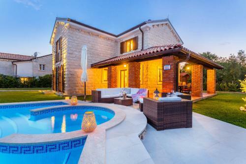 House Kamenica