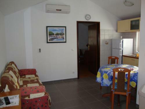 Apartments With Beautiful Sea View - Dm