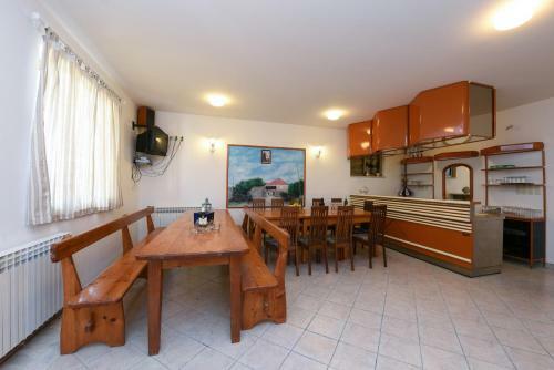Villa Elder