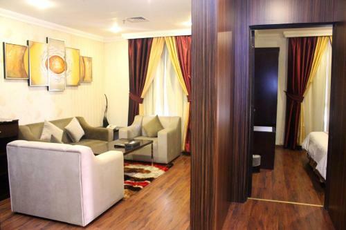 Apartamentos Raoum Inn