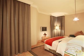 Le Royal Tower Hotel