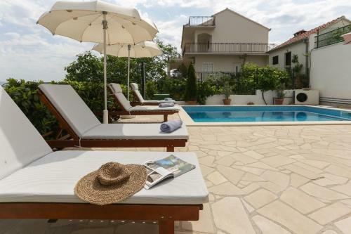 Villa Dupla - With Pool