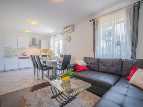 Holiday Home Ivona