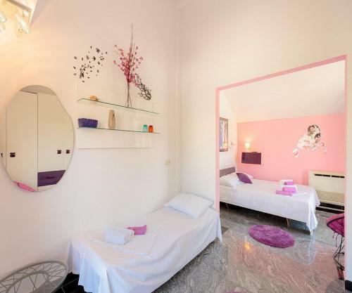 Hostal Heavenly Holiday Home