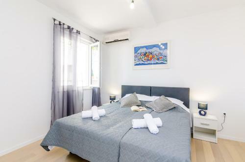 Miracle Apartments