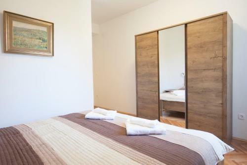 Apartment Goge