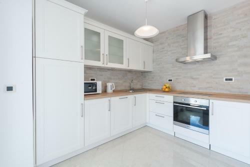 Apartment Maro Bayview