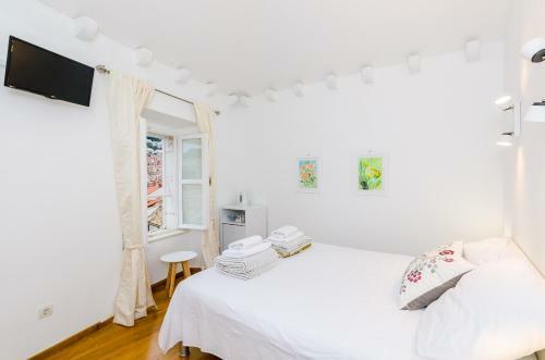 Hostal Cinema View House