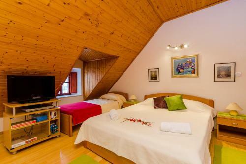 11 Stars Apartments