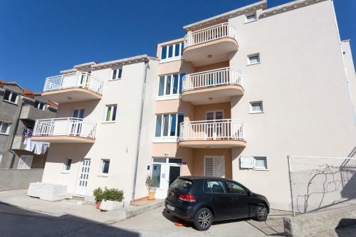 Hostal Burum Apartments