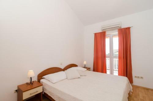 Hostal Burum Apartments
