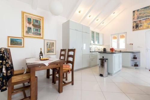 Apartment Alma