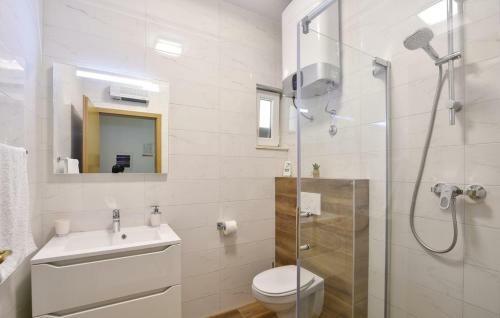 Villa Radosevic Near Split, Heated Pool