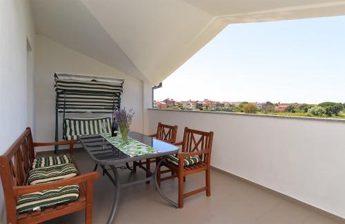 Apartments Valbandon With Pool 31