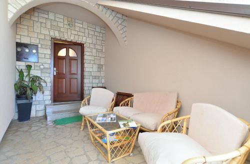 Apartments Valbandon 38