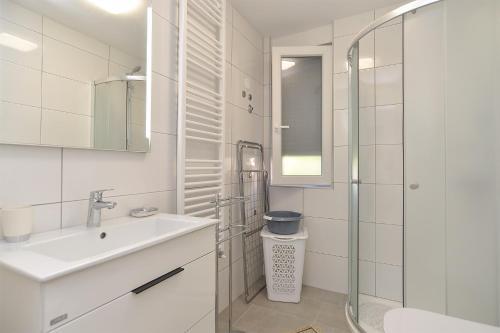 Apartments Nedo 2047