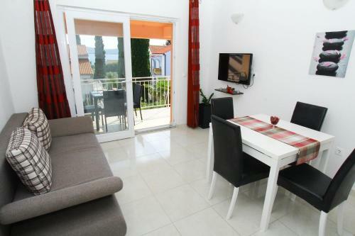 Apartments Renato - 150m From Beach