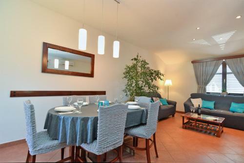 Apartment Emil 1933
