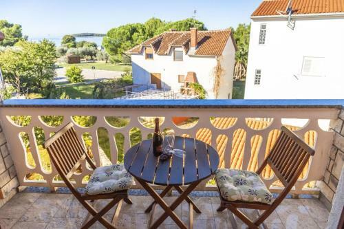 Apartments Mir - 50m From The Sea