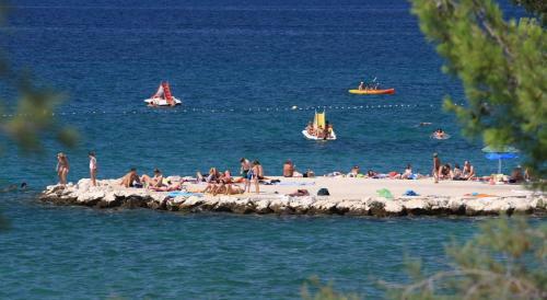 Hostal Holiday House Damir
