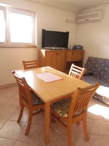 Hostal Holiday House Damir