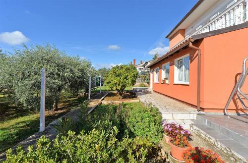Apartment Vesna 2064