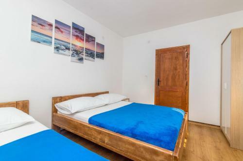 Apartamentos Lantana Robinson