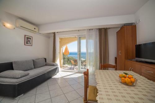 Apartments Villa Sea 1838