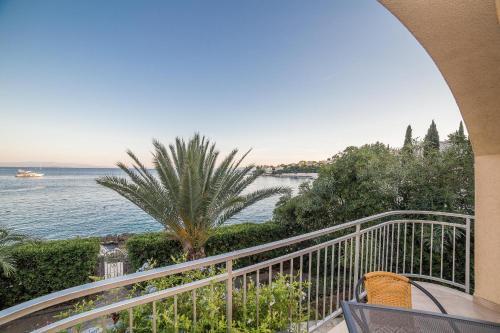 Apartments Villa Sea 1838
