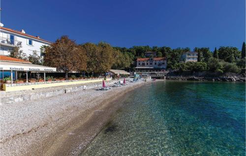 Beautiful Apartment In Ika With Wifi And 2 Bedrooms