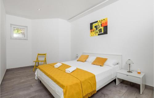 Beautiful Apartment In Ika With Wifi And 2 Bedrooms