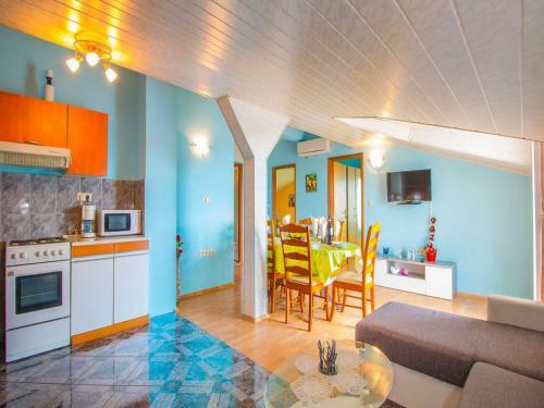 Big Family Apartment