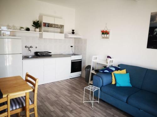 Apartments Jadranko-150m From Sea