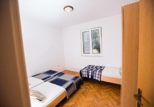 Apartments Sea View-250m From Sea
