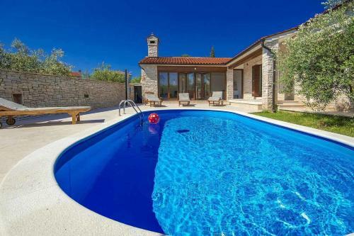 Villa Vignola