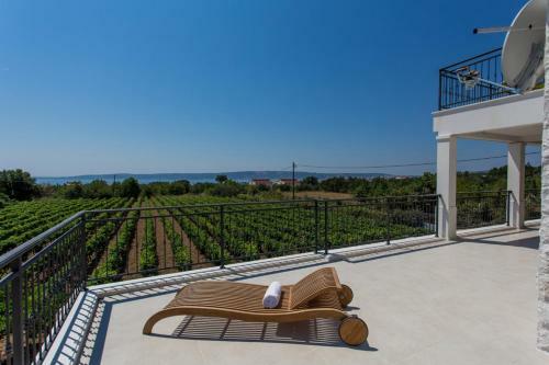 Villa Mir