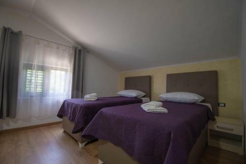 Hostal Holiday House For 18 Persons With Pool Near Porec